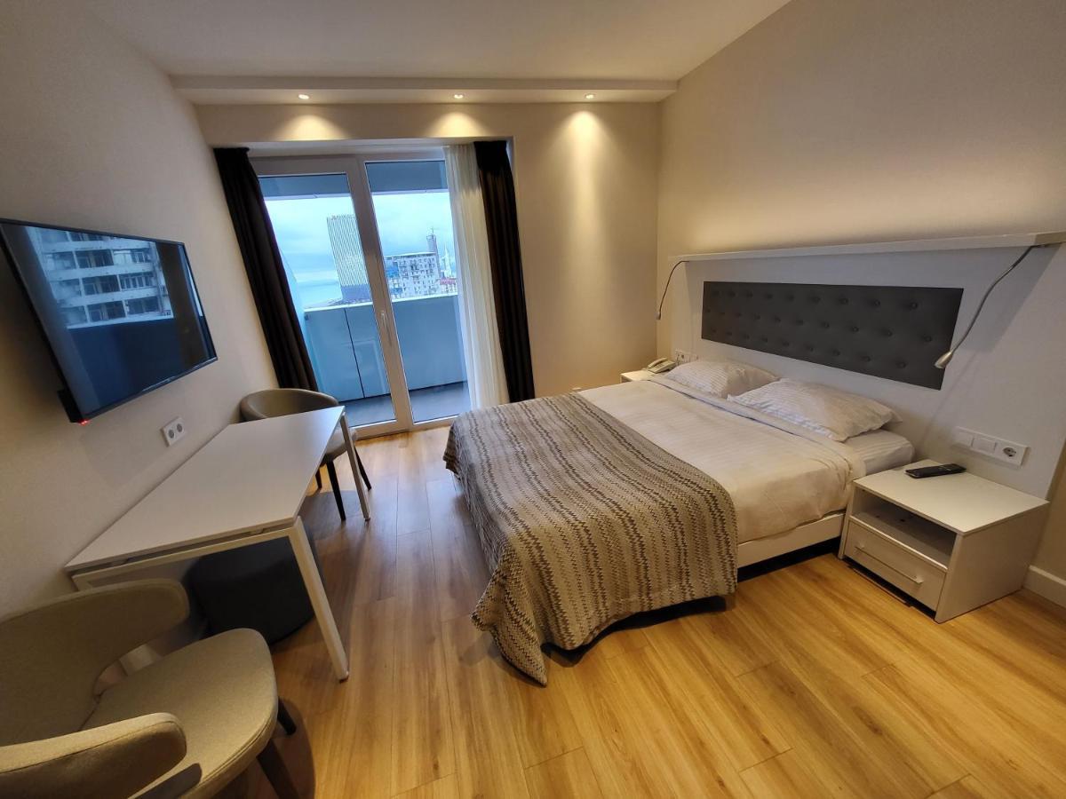 Black Sea Apartments Alliance Palace Batumi Eksteriør billede